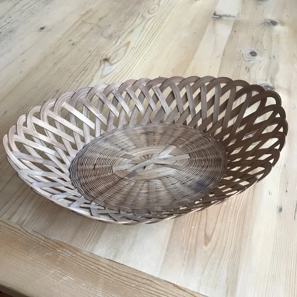 Shallow Oval Bread or Fruit Basket
